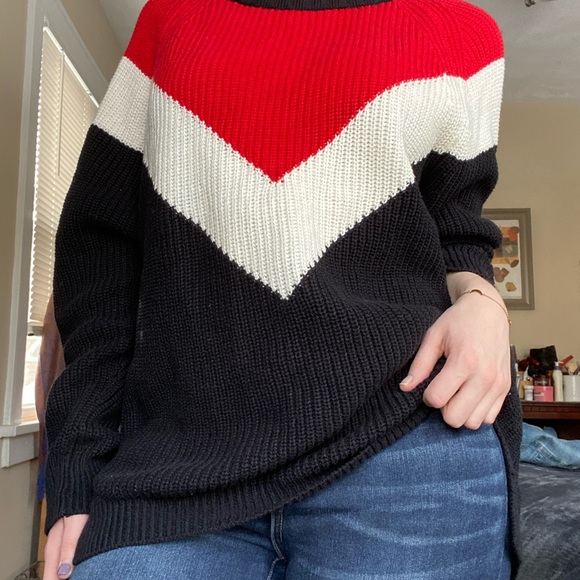 Express Color Block Sweater - Picture 4 of 4